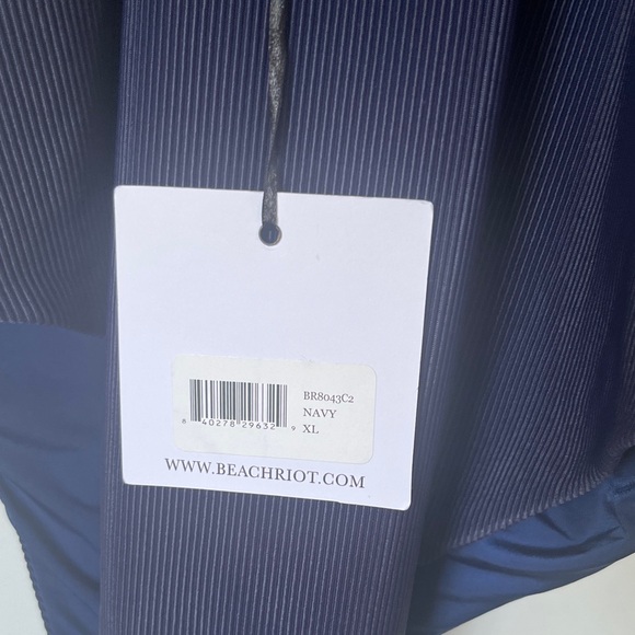 NWT Nordstrom navy maillot One Piece silky ribbed Swimsuit excellent soft feel - Picture 7 of 14